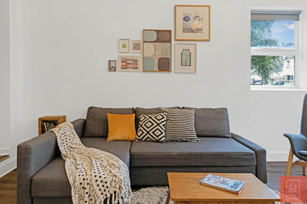 Cheerful Stays: Spacious Flat In Vibrant Leith Эдинбург Экстерьер фото