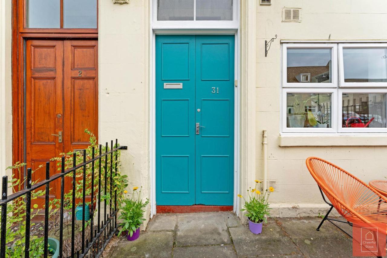 Cheerful Stays: Spacious Flat In Vibrant Leith Эдинбург Экстерьер фото