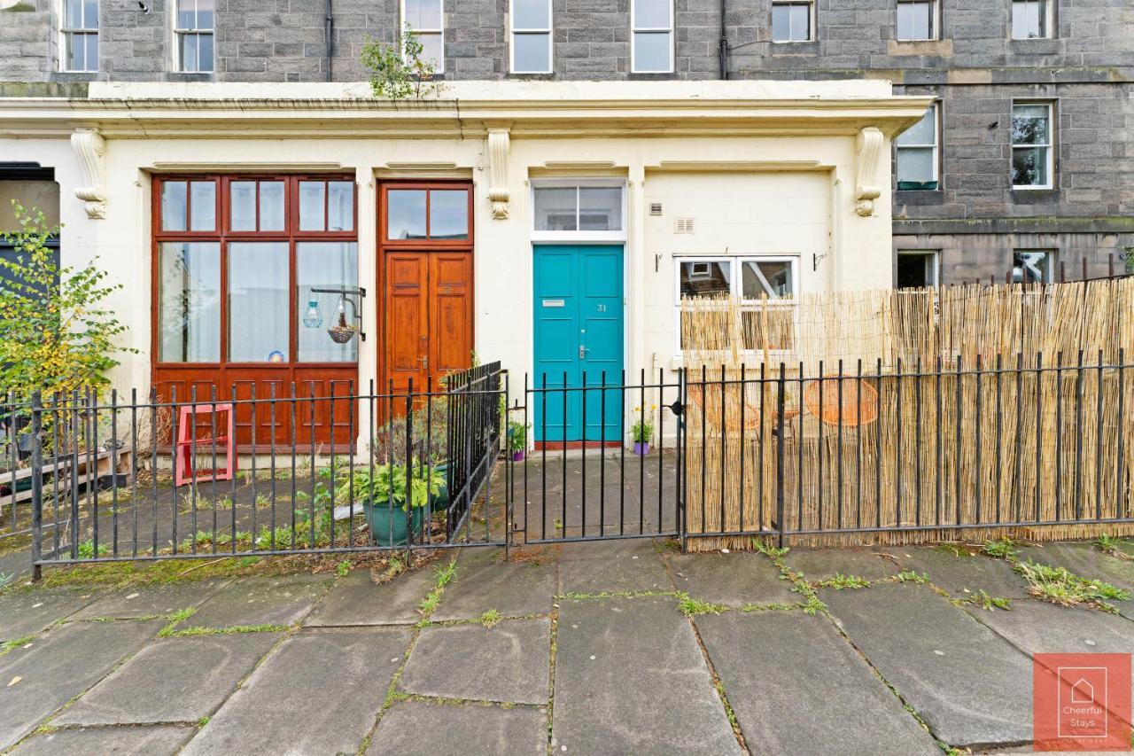Cheerful Stays: Spacious Flat In Vibrant Leith Эдинбург Экстерьер фото